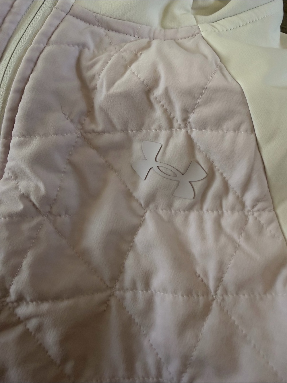 Under Armour Women’s White & Light purple -Zip Jacket - Picture 2 of 3